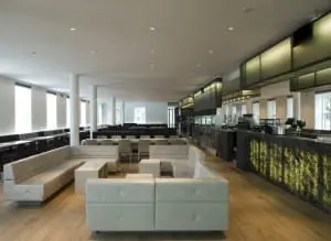 Restaurant op de eerste verdieping van de tuinvleugel. Foto Luuk Kramer.