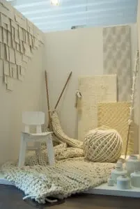 Expositie KLEUR! met poef van Christien Meindertsma. Foto: Patrick Meis