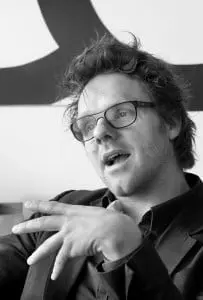 Marnix van der Meer: 'Hoewel we inmiddels een stuk serieuzer zijn geworden, ben ik nog steeds van mening dat architectuur plezier moet uitstralen.' Foto: Mirjam van der Hoek