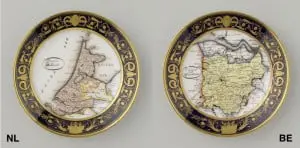 Links: anoniem bord met decor van provincie Holland. Rechts: Anoniem bord met decor provincie Oost-Vlaanderen