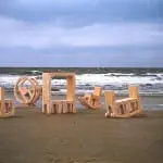 Seven chairs in seven days van Ineke Hans