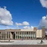 Gemeentehuis Hoogkarspel door Zwarte Hond