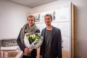 Maxime Faniel (l) en Romain Toussaint (r) wonnen met jhun afstudeerproject reMEMORE de 1e prijs EAP 2015