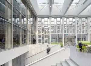 Verbinding tussen bestaan de en nieuwbouw