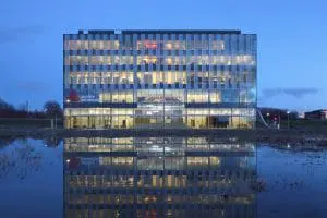 2.. Avery Dennison, Oegstgeest, Paul de Ruiter Architects. 