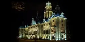 Stadhuis Rotterdam met nieuwe aanlichting