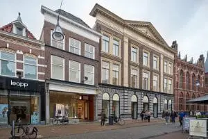 Foto voorzijde pand Zara: Rene de Wit