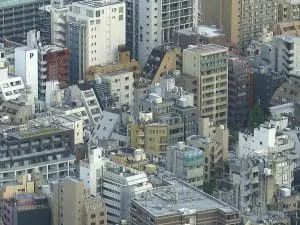 TTokyo 2016, rijkdom van architectuur die in elke mogelijke hoek ontstaat.