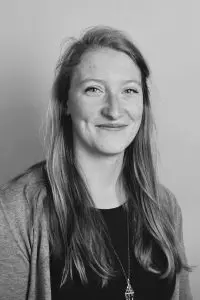 Op 1 februari 2018 studeerde de Belgische studente Layla van Ellen af op de faculteit Bouwkunde van de TU Delft, op haar master thesis Building on Mars: Research on In-Situ Resource Utilisation (ISRU) for a sustainable habitat.