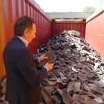 BRBS voorzitter Ton van der Giessen Convenant betonnen dakpannen