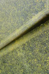 Allerlei varianten met verschillende soorten composiet en kleurtechnieken zijn in een klimaatkamer getest qua opbrengst en degradatie