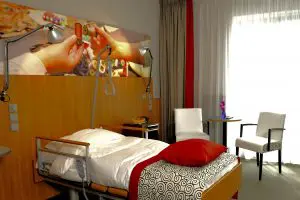 Zorghotel Aafje, locatie Maasstad Ziekenhuis Rotterdam, Abrahamse De Kock Architecten • Foto Arnold van West