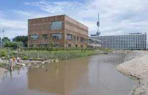 Winnaar 2018 in de categorie sociale cohesie en leefbaarheid Kindercampus Zuidas, Amsterdam. Foto: Jeroen-Musch