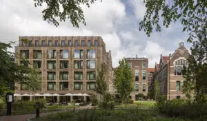Uri Gilad (Office Winhov) - Pillows Hotel in Amsterdam
