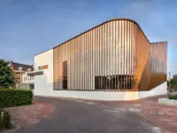 Het voormalige bankgebouw aan de Markt in Bladel is door GROUP A getransformeerd tot een cultureel centrum met de naam BRUIS.