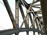 Deze cursus wijst projectleiders, projectleiders/constructeurs en verkopers de weg door het brede stelsel van regels voor het bouwen in Nederland.