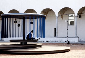 Ronan en Erwan Bouroullec, installatie voor BMW in Milaan 2013