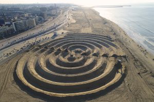 Ringen aan Zee Scheveningen 200 jaar badplaats  Kunst project van Bruno Doedens SLEM
