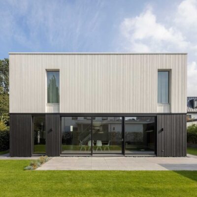 Minimalistische gezinswoning in Middenwaard