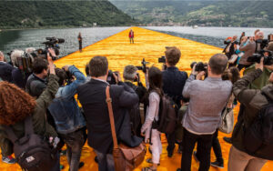 De 'Film My Design festival' zal Andrey Paounov's film 'Walking on Water' vertonen over Christo