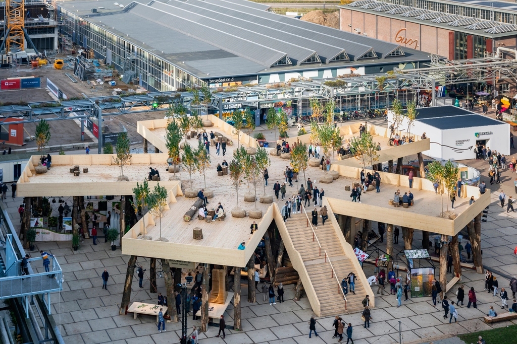 Op woensdag 2 september 2026 opent Zijne Majesteit de Koning officieel Museumpark VONK - naar een ontwerp van Marco Vermeulen - in Eindhoven. 